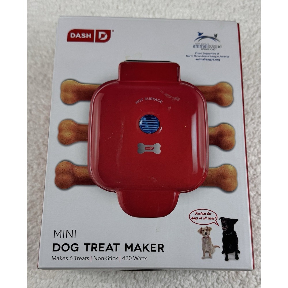 Dash Mini Dog Treat Maker Non-Stick Surface 6 Natural Biscuits Brand New In Box